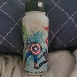 Marvel Heroes Water Bottle - White with Black Lid